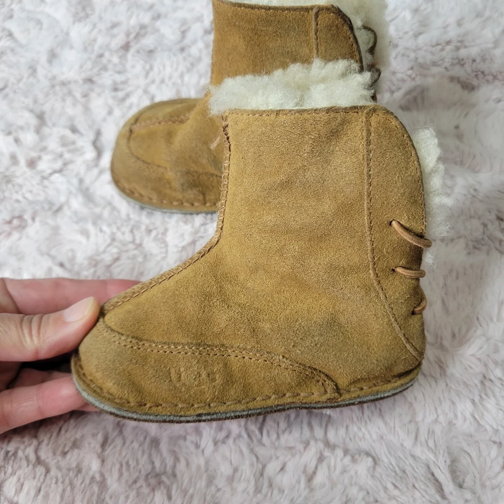UGG BOO Boots